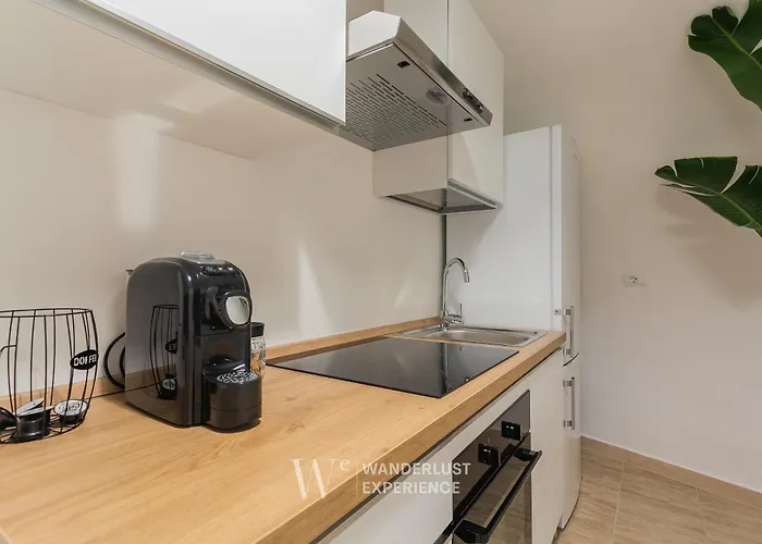 Wanderlust Experience Bea *